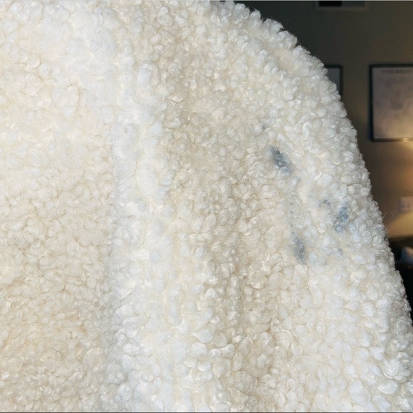 BlankNYC Faux Shearling Leather Bomber Jacket - Picture 9 of 9